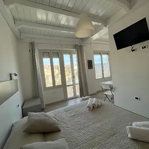 https://red-moon.in-sardinia.net