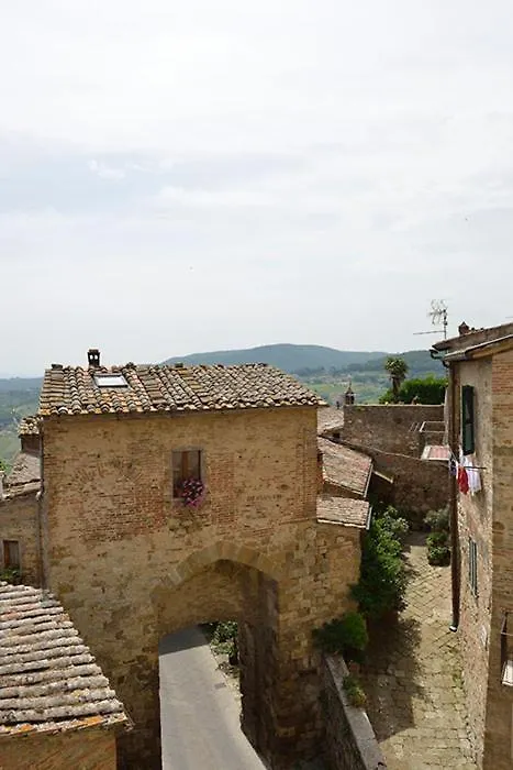 Palazzo Tombesi Trecci Apartment Montepulciano Italy